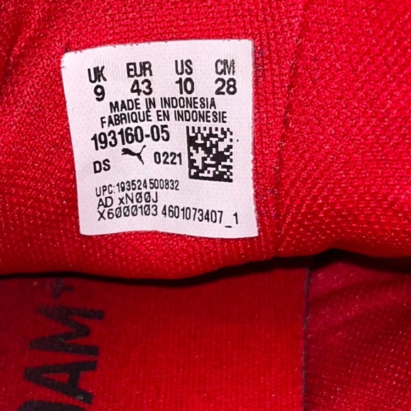 Puma Red on Red Classic Running Shoes. Size 10 - Picture 5 of 5